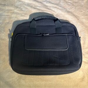 Mandarina Duck Laptop Bag Black Neoprene Missed Shoulder Strap Zip Closure